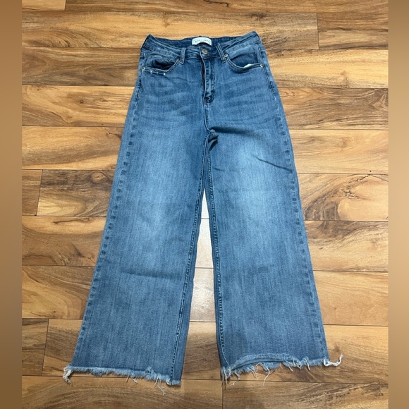 Risen Jeans - High Rise Frayed Ankle Wide Jeans, Size 5/27 - Picture 1 of 5